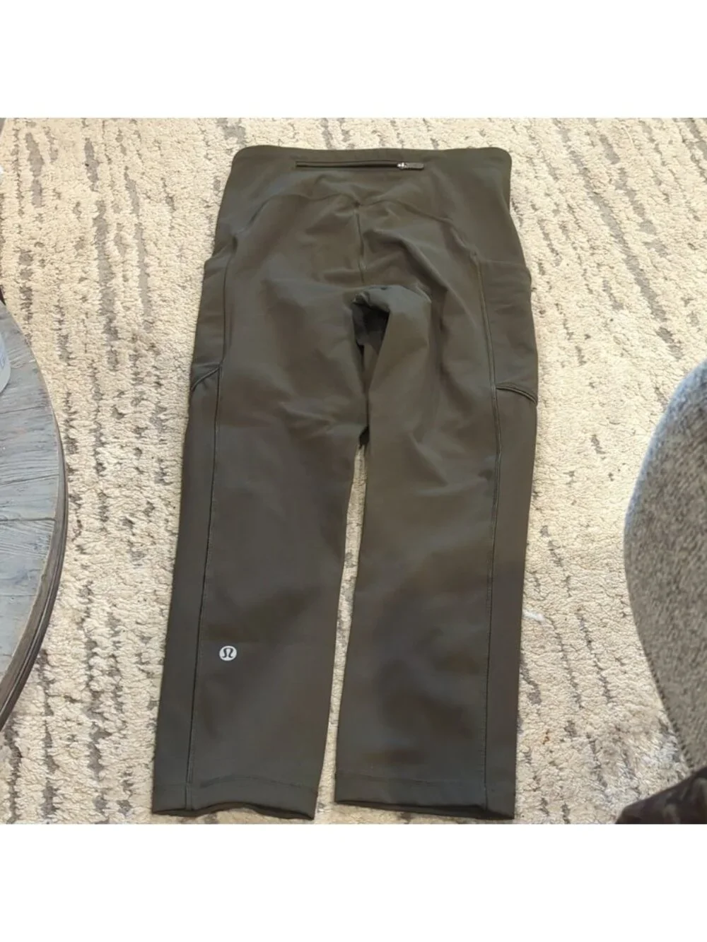 Lululemon Speed Up Crop (21